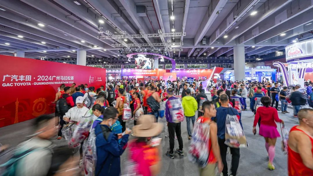 弗兰克：接手时觉得缺少6号位，帕利尼亚具有我们需要的特点