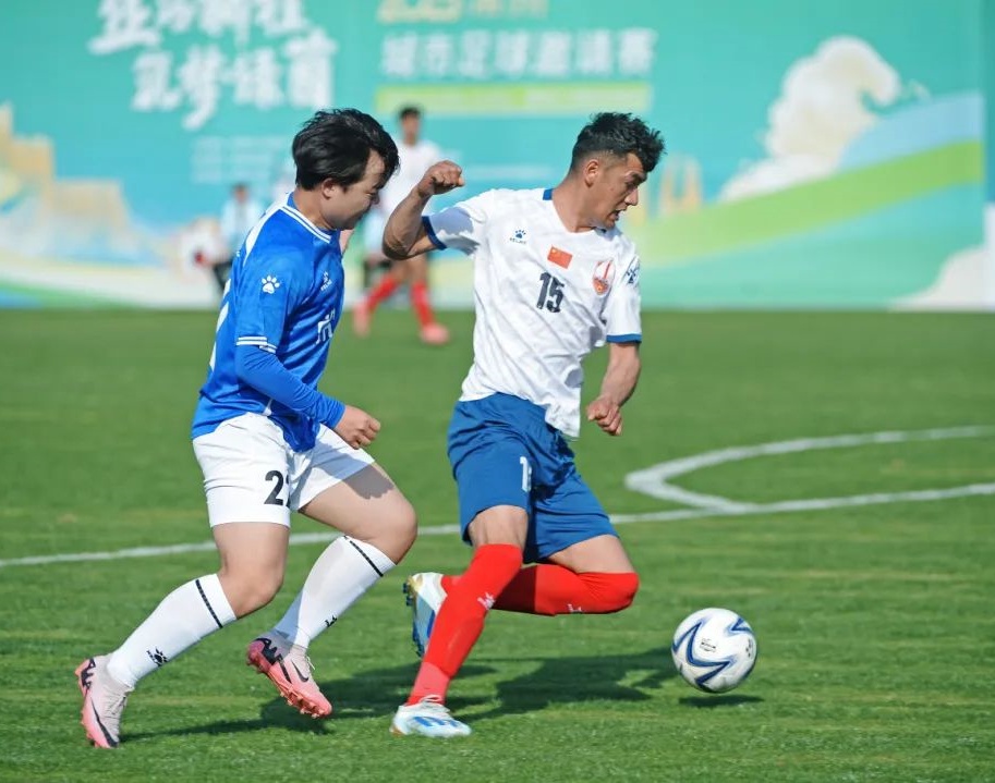 足球队员饮食与恢复计划