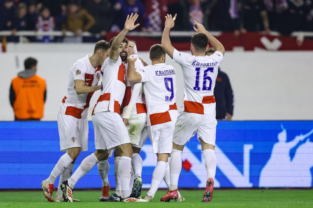 球员暖心动作感动全场