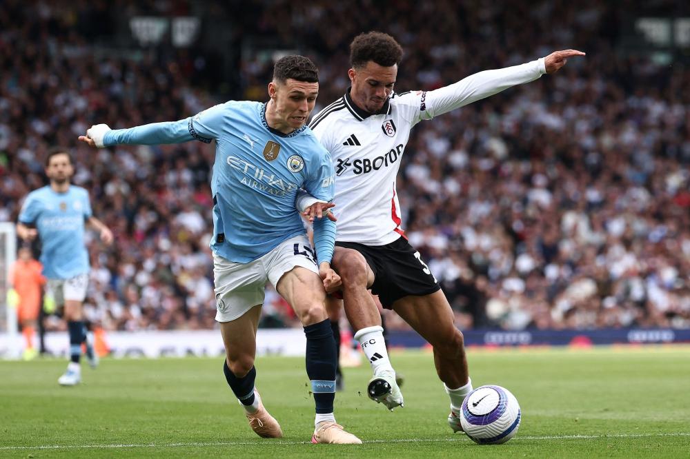 罗马诺：曼联要等谢什科伤情确定后再与齐尔克泽讨论未来