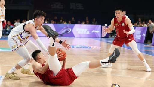 队记：莫兰特符合开拓者的快节奏打法，可用亨德森或夏普交易